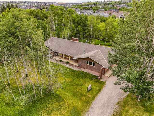 Springbank Hill real estate 2758 85 Street SW in Springbank Hill Calgary