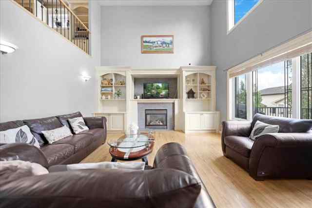 Royal Oak real estate 107 Royal Ridge Rise NW in Royal Oak Calgary