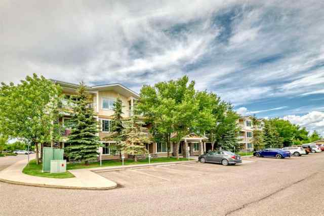 Kings Heights real estate 1113, 4 Kingsland Close  in Kings Heights Airdrie