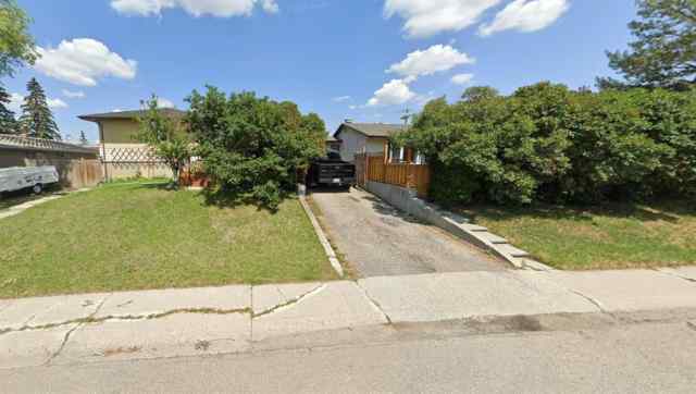 Albert Park/Radisson Heights real estate 2718 9 Avenue SE in Albert Park/Radisson Heights Calgary