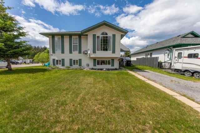 Thompson Lake real estate 168 Sitar Crescent  in Thompson Lake Hinton