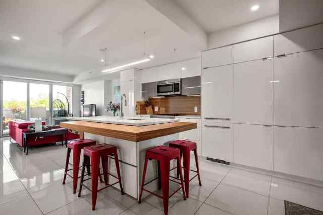 Inglewood real estate 306, 1020 9 Avenue SE in Inglewood Calgary