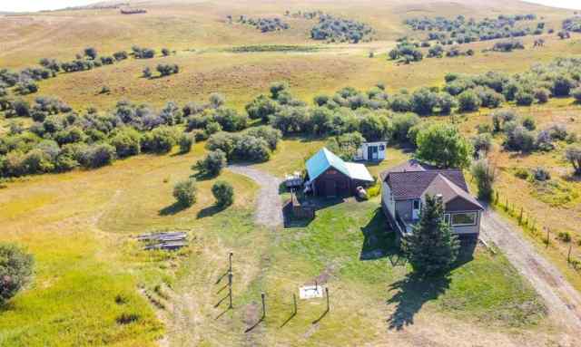 NONE real estate 4417 Range Road 30-1   in NONE Rural Pincher Creek No. 9, M.D. of