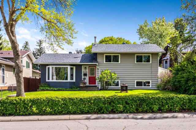 Acadia real estate 8555 Addison Place SE in Acadia Calgary