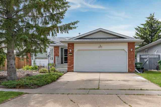 Victoria Park real estate 5424 60 Street  in Victoria Park Camrose