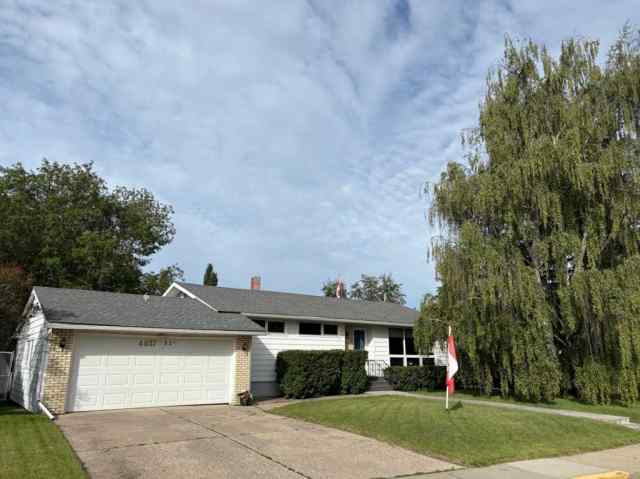 NONE real estate 4637 52 Street  in NONE Olds