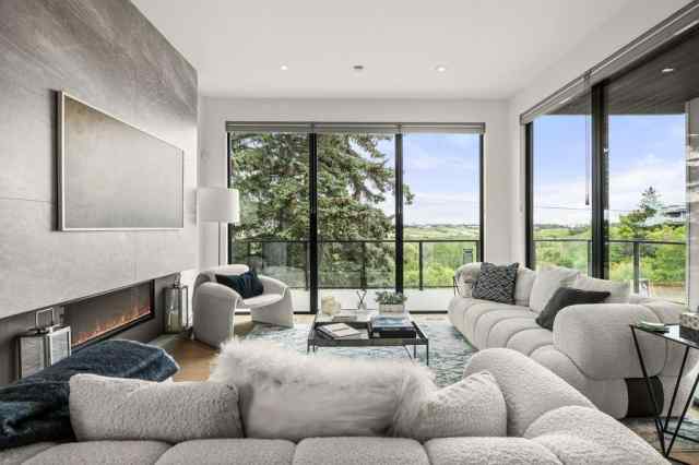 Winston Heights/Mountview real estate 2226 8 Street NE in Winston Heights/Mountview Calgary