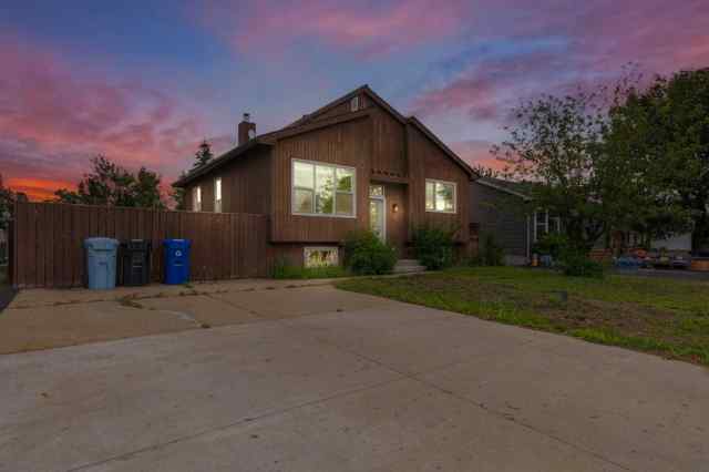 Dickinsfield real estate 129 Brintnell Road  in Dickinsfield Fort McMurray