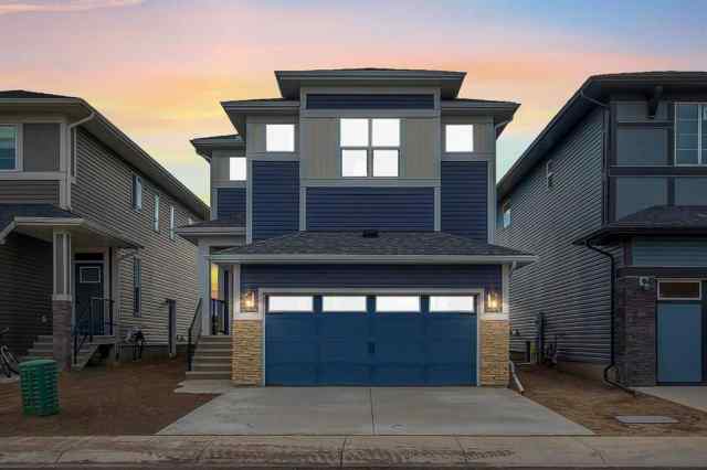 Midtown real estate 1313 Midtown Road SW in Midtown Airdrie