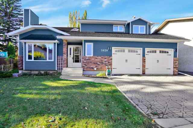 Fairway Heights real estate 5420 58A StreetCrescent  in Fairway Heights Lacombe