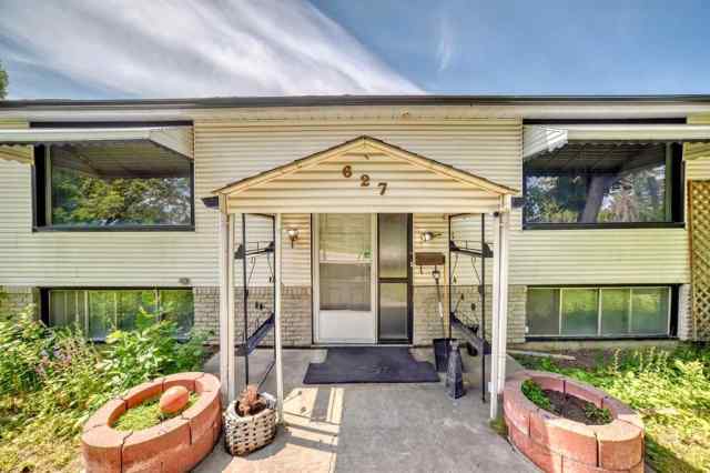 Forest Heights real estate 627 Fortalice Crescent SE in Forest Heights Calgary