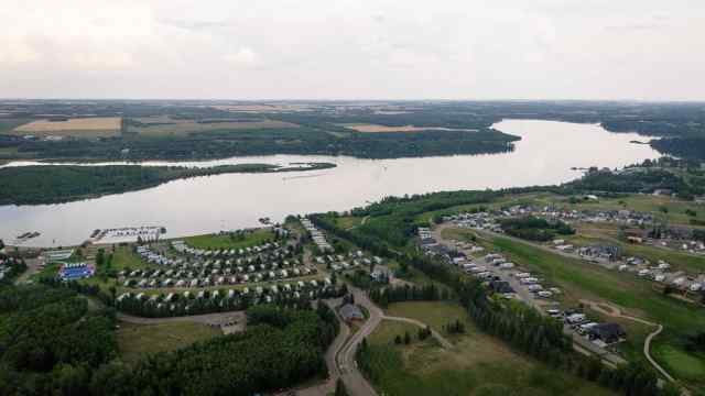 Whispering Pines real estate 6122, 25054 South Pine Lake Road  in Whispering Pines Rural Red Deer County