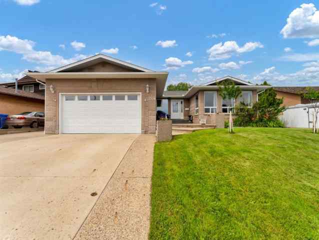 Connaught real estate 2508 12 Avenue SE in Connaught Medicine Hat