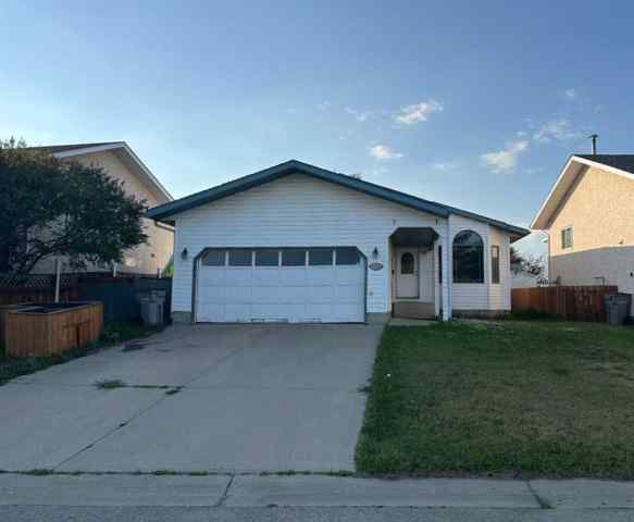 Patterson Place real estate 9412 82 Avenue  in Patterson Place Grande Prairie