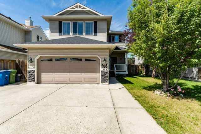 Fairways real estate 558 Fairways Crescent NW in Fairways Airdrie