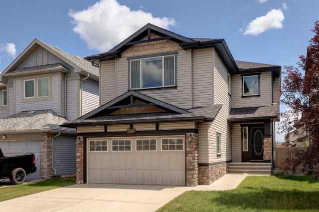 Kings Heights real estate 1210 Kingston Crescent SE in Kings Heights Airdrie