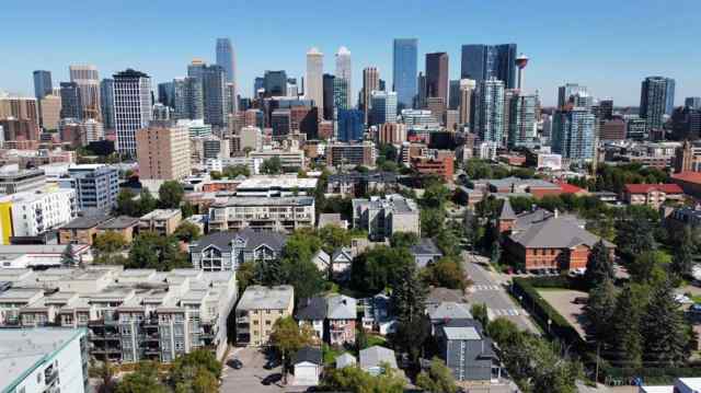Mission real estate 2109 2 Street SW in Mission Calgary