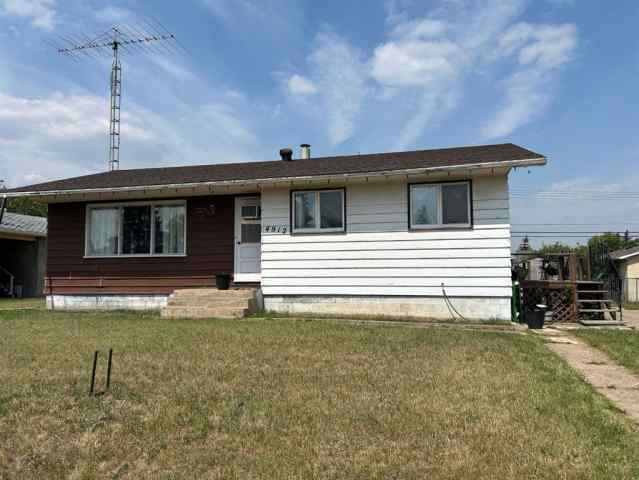 Hardisty real estate 4912 49 Street  in Hardisty Hardisty