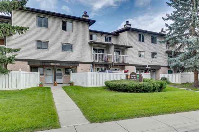 Forest Heights real estate 5, 3705 Fonda Way SE in Forest Heights Calgary