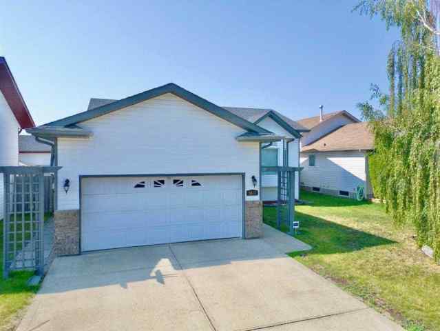 Panorama Estates real estate 5617 Park Street  in Panorama Estates Blackfalds