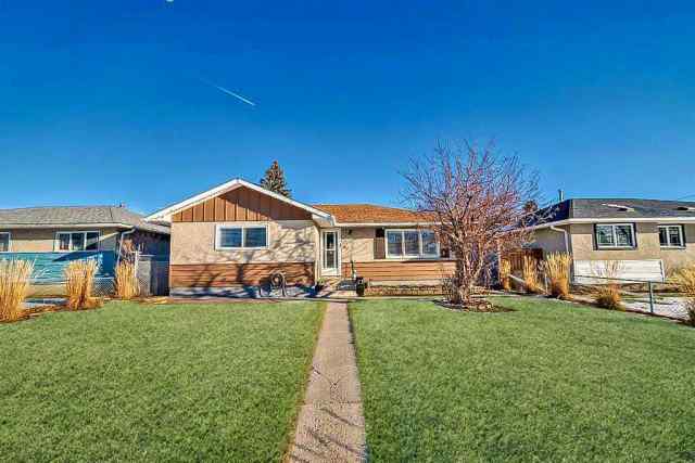 Forest Heights real estate 320 44 Street SE in Forest Heights Calgary