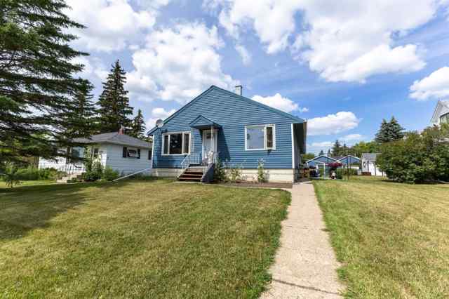 Central real estate 4504 49 Ave   in Central Stettler