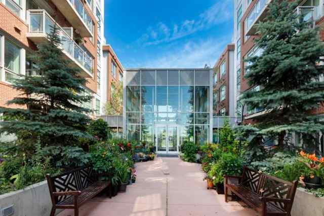 Inglewood real estate 222, 63 Inglewood Park SE in Inglewood Calgary