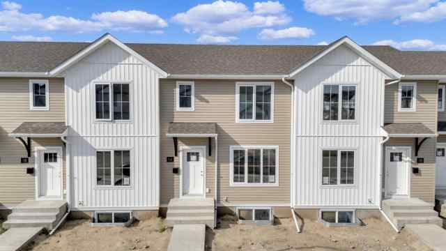 Aspen Lakes West real estate 14 Anna Close  in Aspen Lakes West Blackfalds