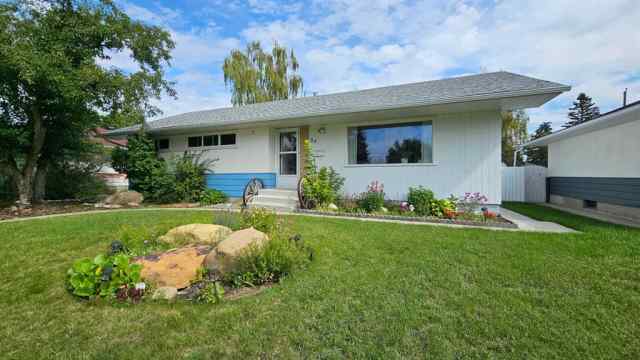 Westgate real estate 56 Winslow Crescent SW in Westgate Calgary