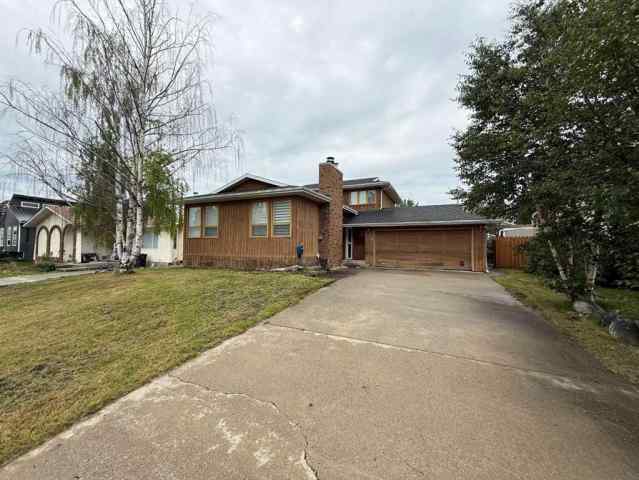 Hillcrest real estate 118 Seabolt Crescent  in Hillcrest Hinton