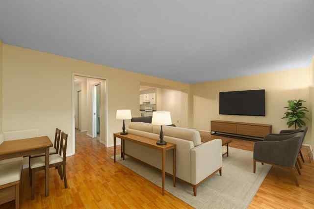 Glamorgan real estate 16, 4810 40 Avenue SW in Glamorgan Calgary
