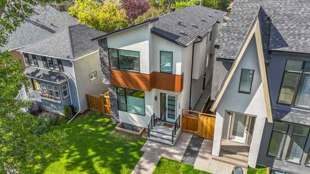 Renfrew real estate 420 14 Avenue NE in Renfrew Calgary