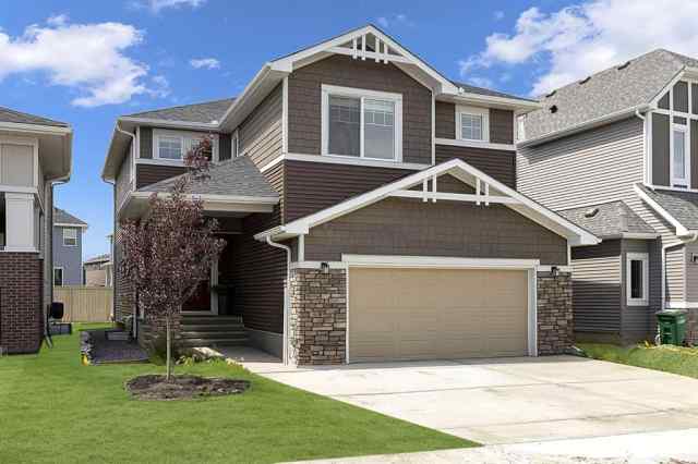 Bayside real estate 1635 Baywater Street SW in Bayside Airdrie