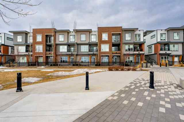 Currie Barracks real estate 2310, 95 Burma Star Road SW in Currie Barracks Calgary