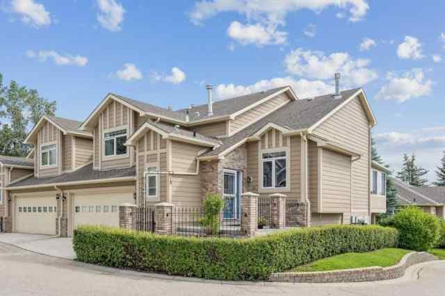 Varsity real estate 18 Varsity Estates Park NW in Varsity Calgary