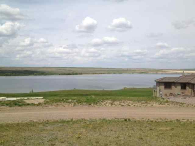 Little Bow Resort real estate 206 Royal Oak Lane S in Little Bow Resort Rural Vulcan County