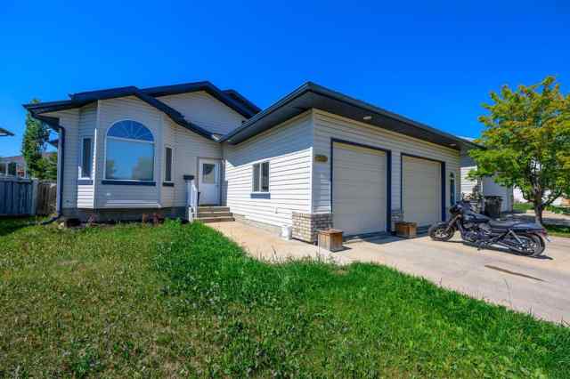 Crystal Lake Estates real estate 12302 Crystal Lake Drive  in Crystal Lake Estates Grande Prairie
