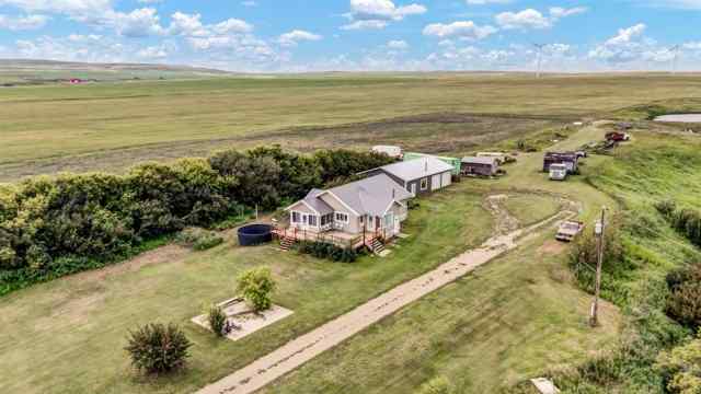 NONE real estate 10022 Highway 41   in NONE Rural Cypress County