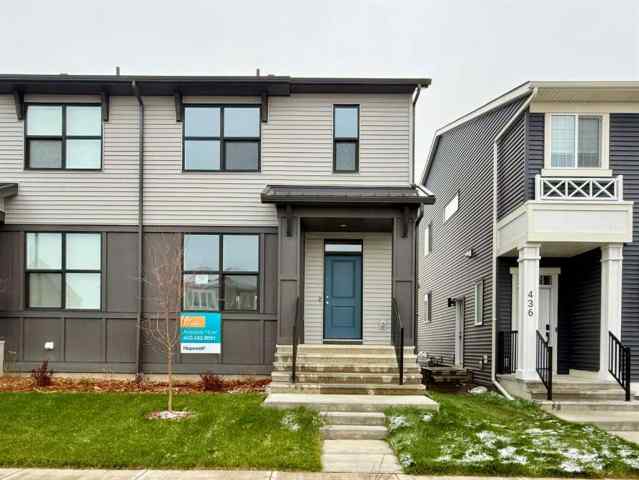 Just listed Hotchkiss homes for sale new 432 Hotchkiss Drive SE in Hotchkiss Calgary