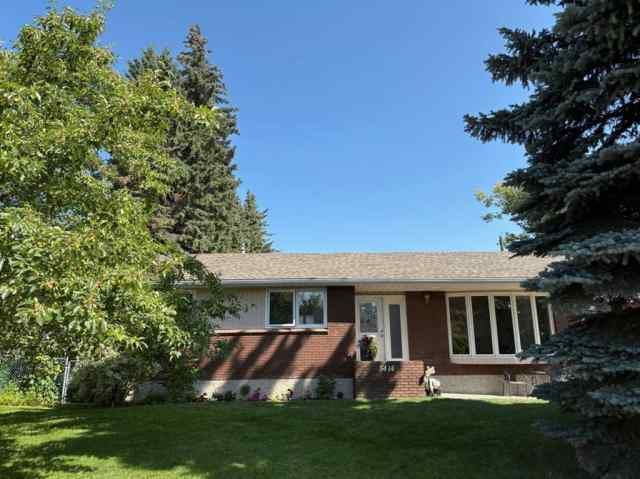 NONE real estate 5414 55 Street  in NONE Olds
