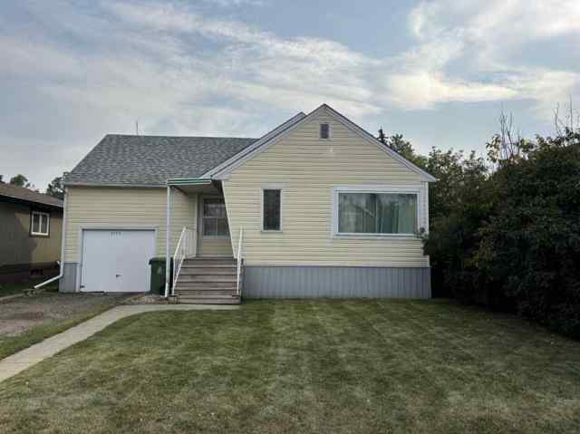 Central Ponoka real estate 5113 48 Avenue  in Central Ponoka Ponoka