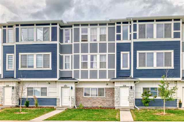 Chelsea_CH real estate 33 Merganser   in Chelsea_CH Chestermere