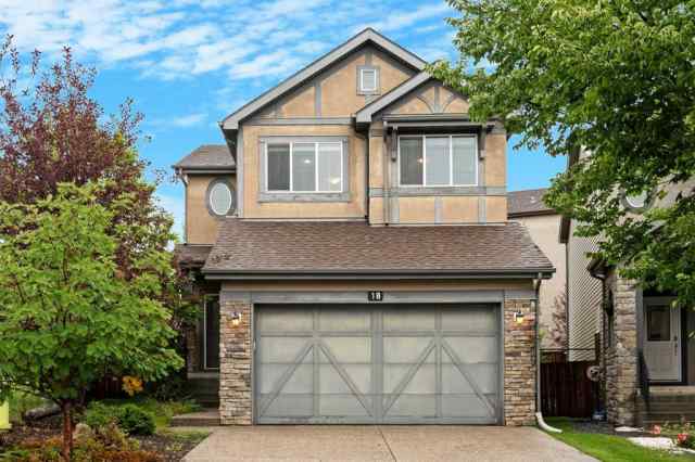 Aspen Woods real estate 18 Aspen Hills Manor SW in Aspen Woods Calgary