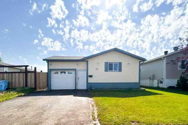 Timberlea real estate 205 Mctavish Crescent  in Timberlea Fort McMurray