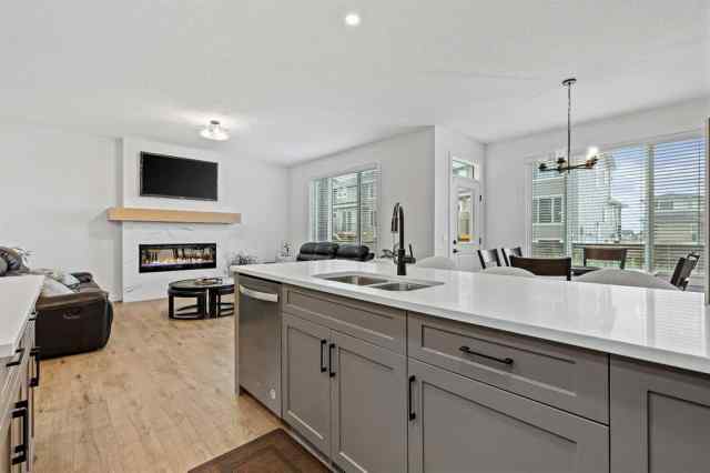 Lanark real estate 931 Langholm Drive SE in Lanark Airdrie