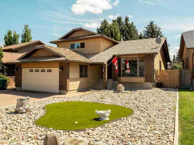 Ridgewood real estate 42 Ridgewood Boulevard W in Ridgewood Lethbridge