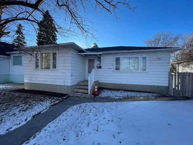 Renfrew real estate 405 15 Avenue NE in Renfrew Calgary