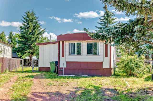 NONE real estate 14 Birch Close  in NONE Olds