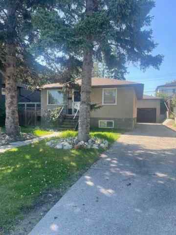 Bowness real estate 7711 47 Avenue NW in Bowness Calgary
