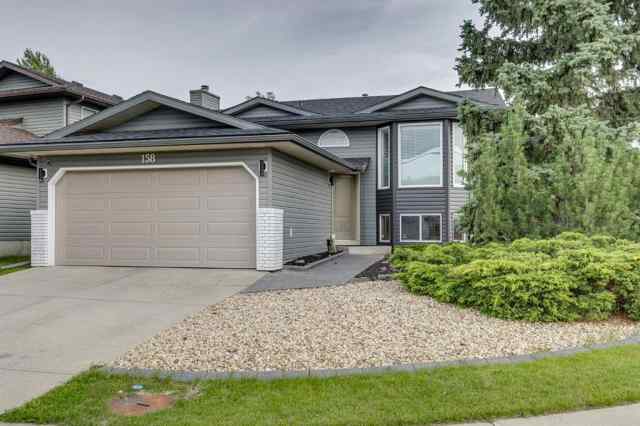 Riverbend real estate 158 Riverglen Close SE in Riverbend Calgary